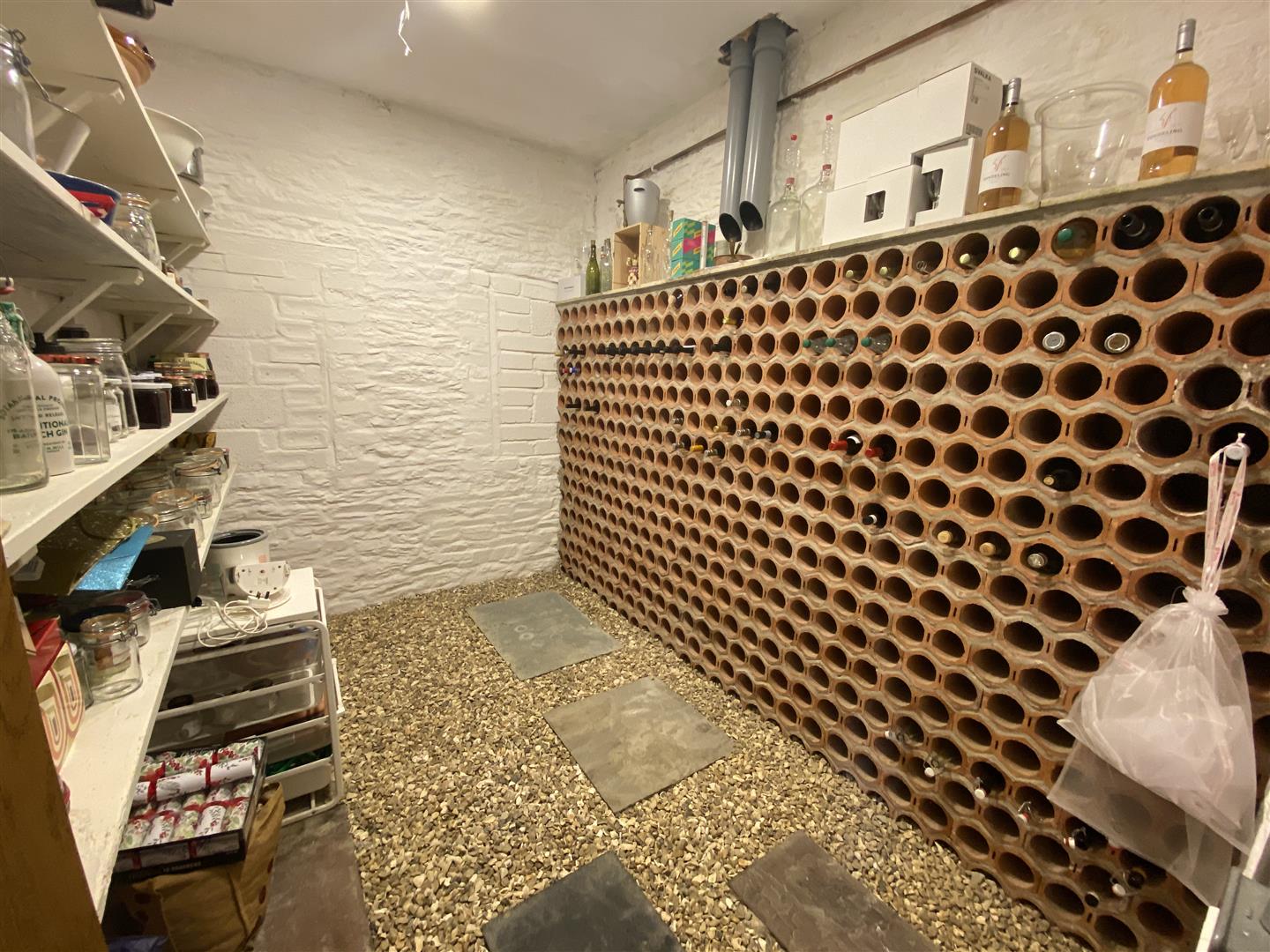 CELLAR/PANTRY